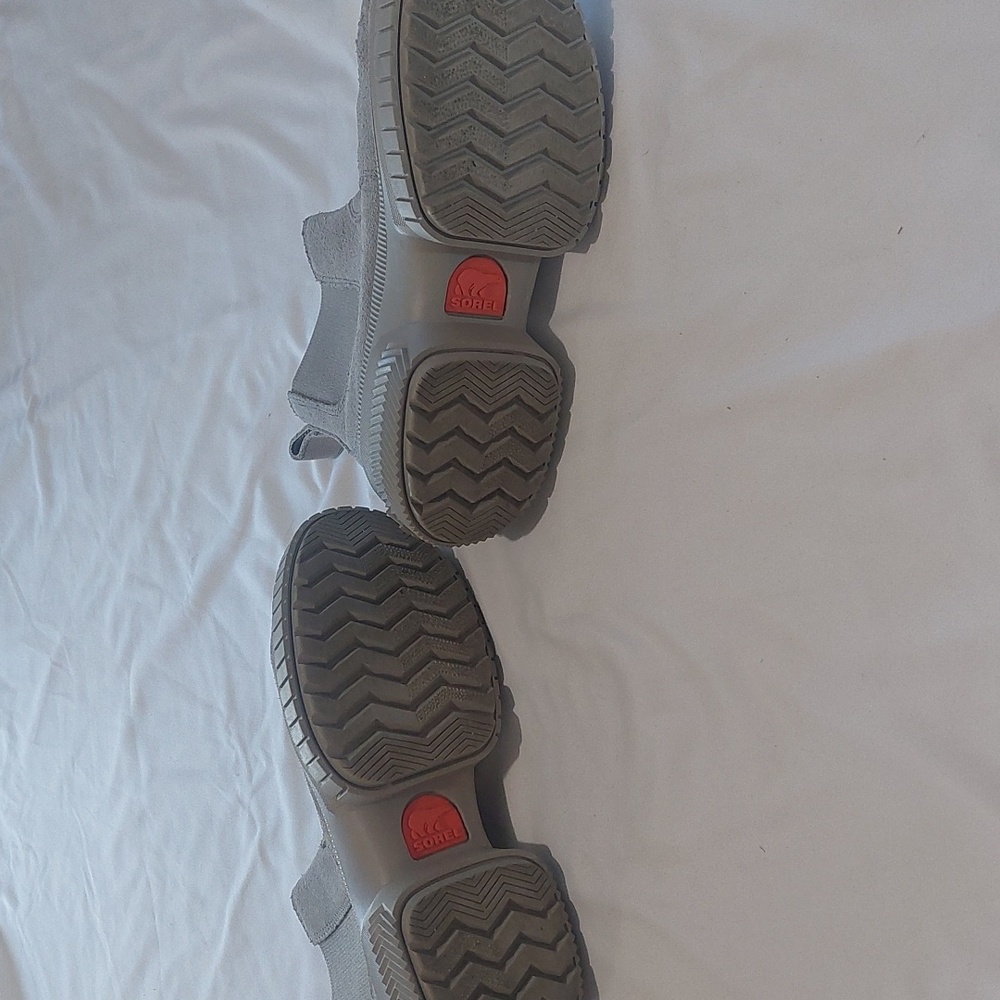 Sorel Ona Ave Chelsea Ankle Boots .Size 8 .Waterproof .Gray - Picture 5 of 12